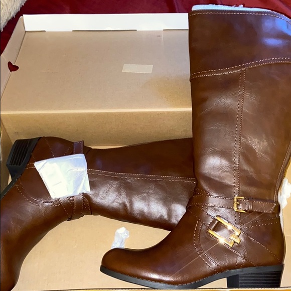 boots - Picture 1 of 1